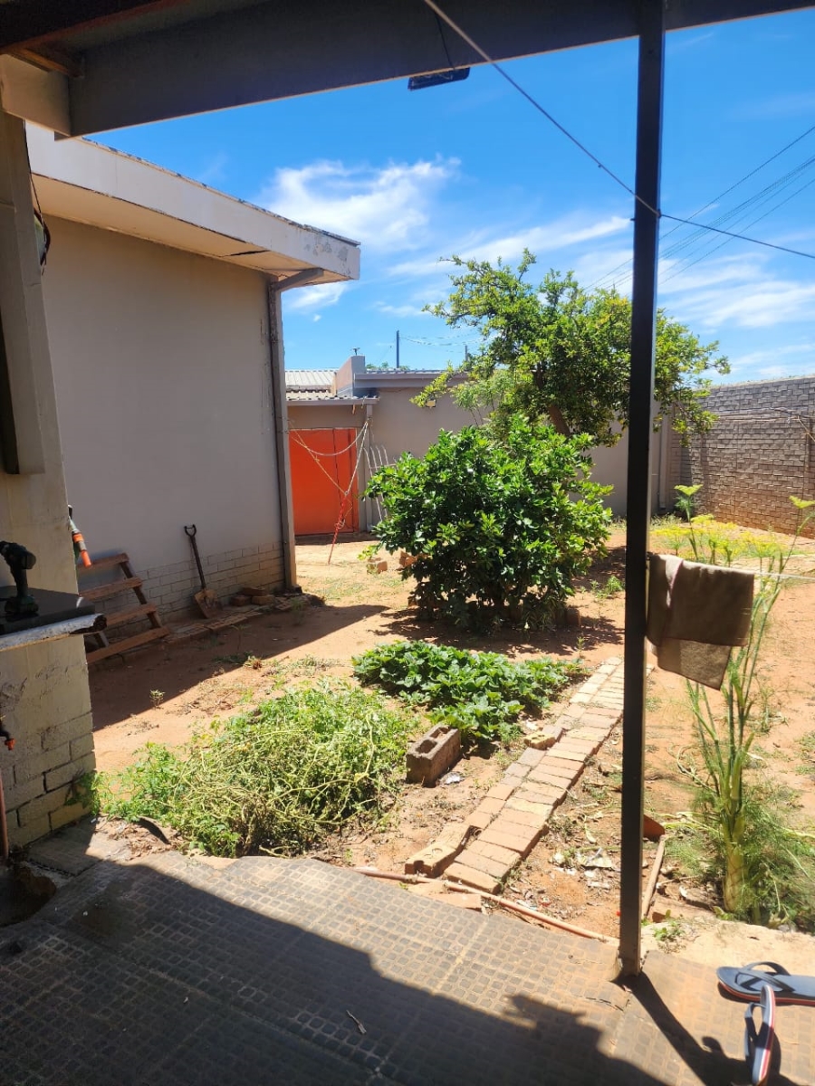 3 Bedroom Property for Sale in Manzil Park North West